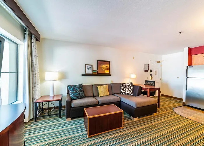 Metro Extended Apartment *