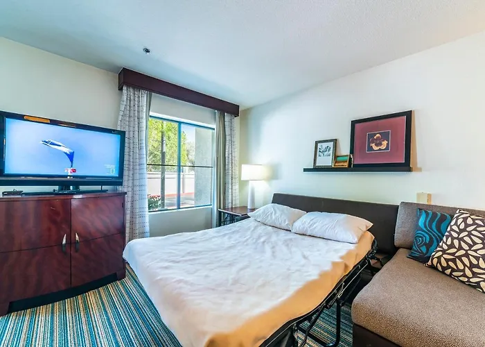 Metro Extended Apartment *